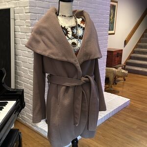 T Thari Women's Hooded Wrap Coat L | EUC LUXURY COAT L